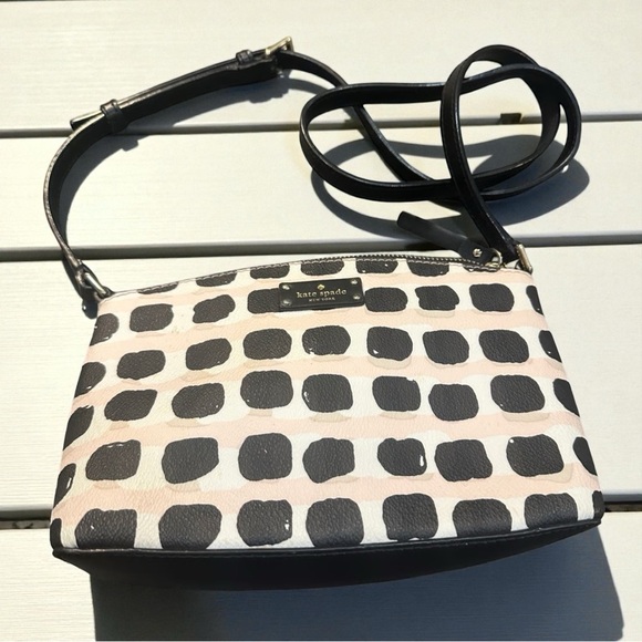 Kate Spade New York Millie Grove Street Crossbody & Wallet Set - Picture 5 of 9